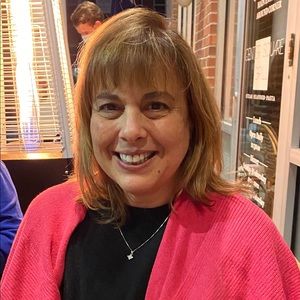 Meet your Posher, Andrea